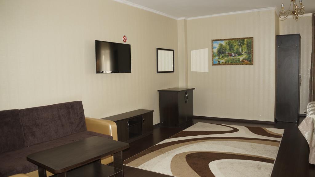 Home Hotel Astana Luaran gambar